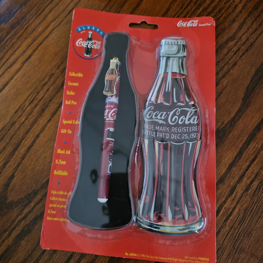 Coca Cola Collectible Pen Set - Red